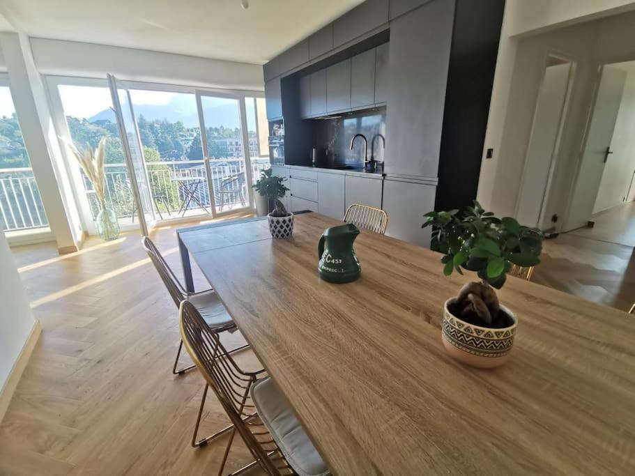 Le Parmelan - Grand Appartement Familial Avec Vue Sur La Montagne Annecy Buitenkant foto